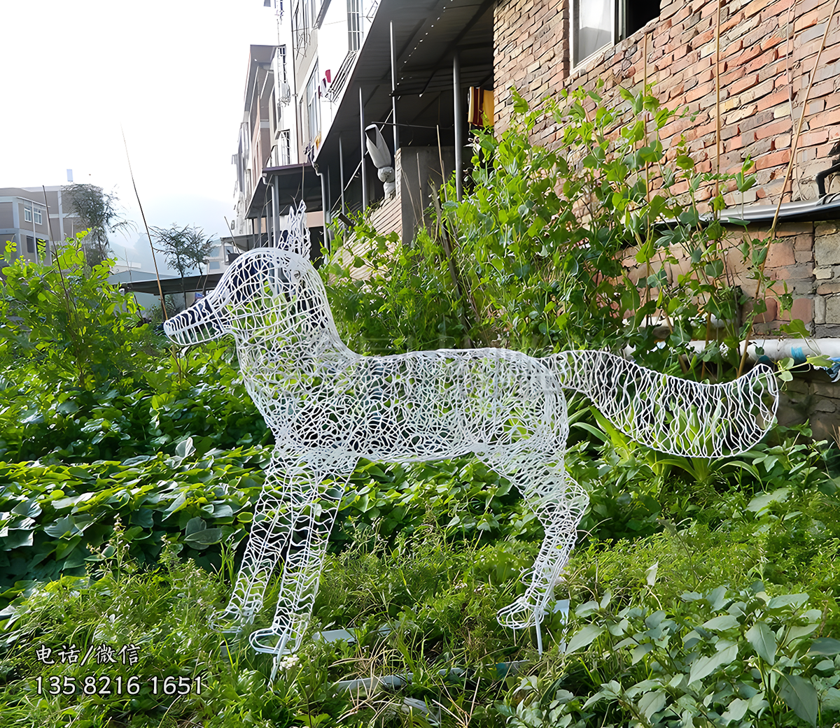 不銹鋼網(wǎng)格編織狐貍雕塑