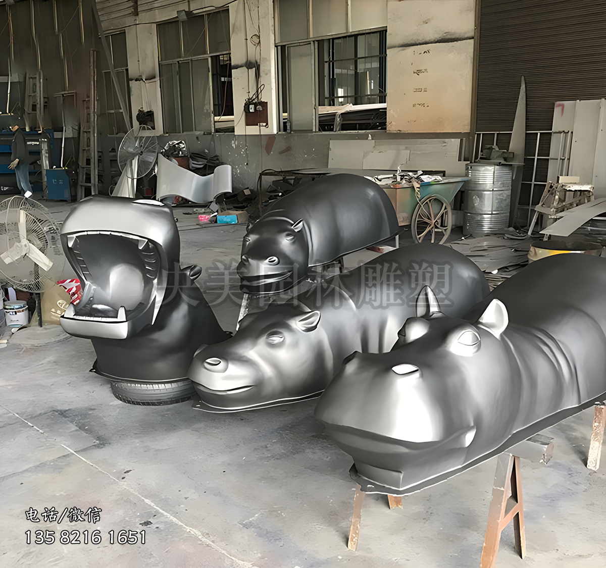 造型各異的不銹鋼噴漆河馬雕塑