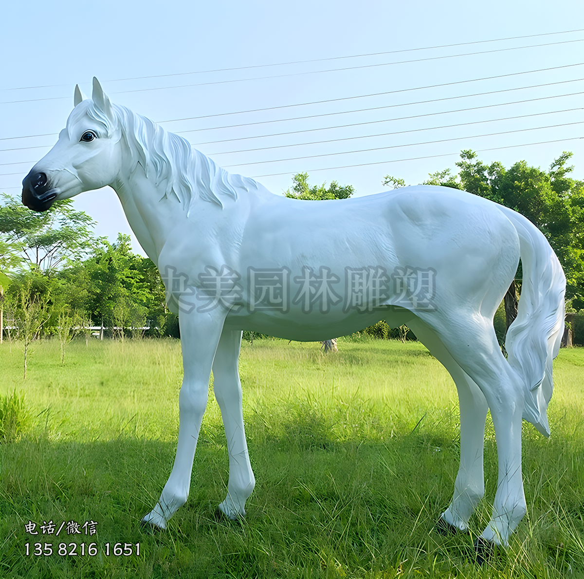 白色仿真馬動(dòng)物雕塑