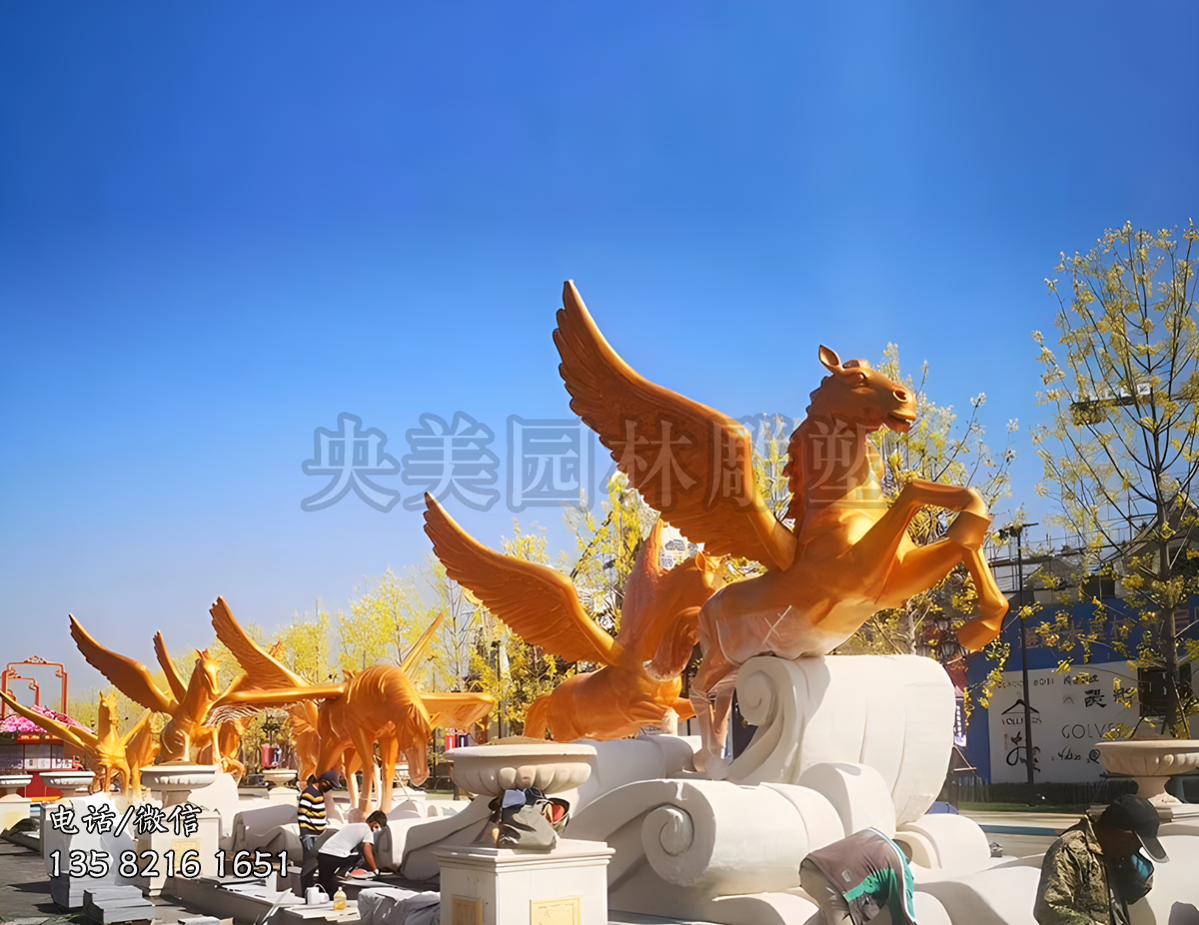 飛馬群玻璃鋼景觀動物雕塑