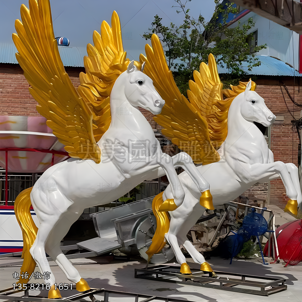 玻璃鋼拼色飛馬動物雕塑