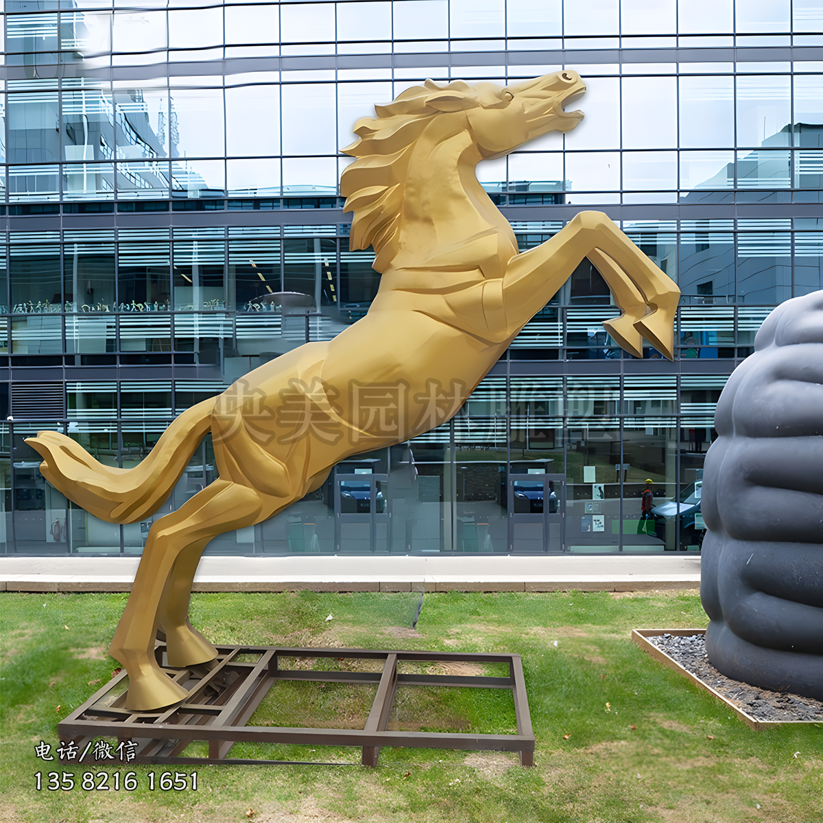 噴金馬兒銅雕塑