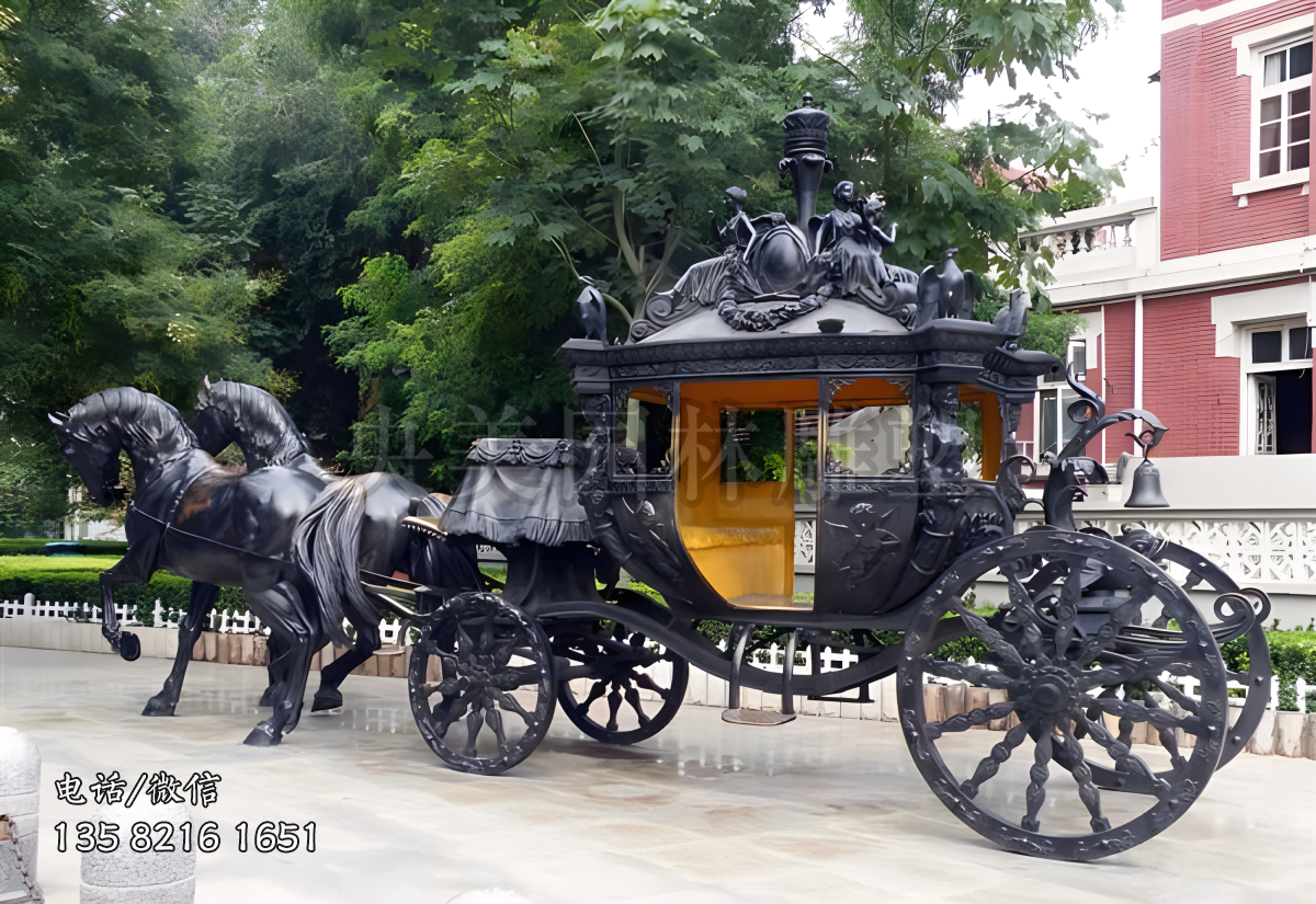 富麗堂皇的中式馬車景觀雕塑